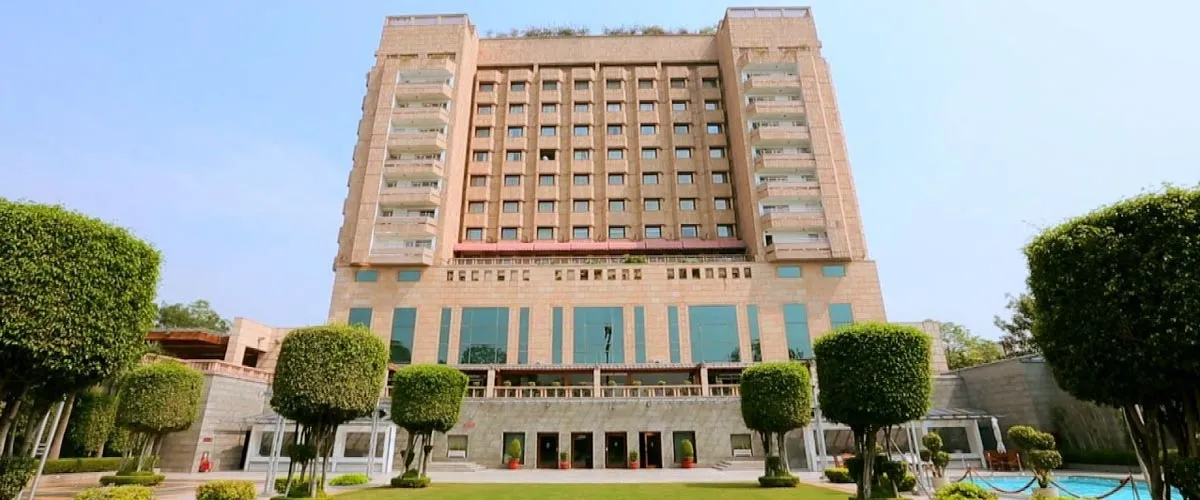 Escort in Jaypee Vasant Continental Hotel New Delhi