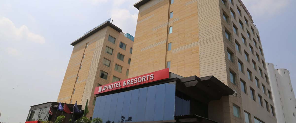 Escort in JP Hotel And Resorts New Delhi