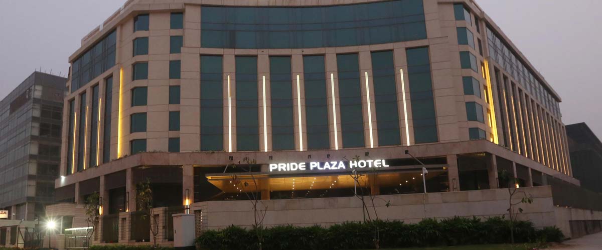 Escort in Pride Plaza Hotel New Delhi
