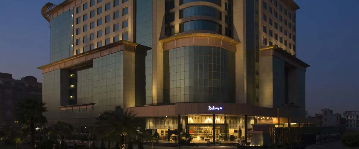 Escort in Radisson Blu Kaushambi Hotel Delhi Ncr