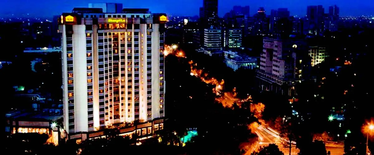 Escort in The Eros Hotel New Delhi